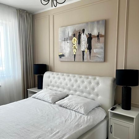 Glim Suite Орадя Экстерьер фото