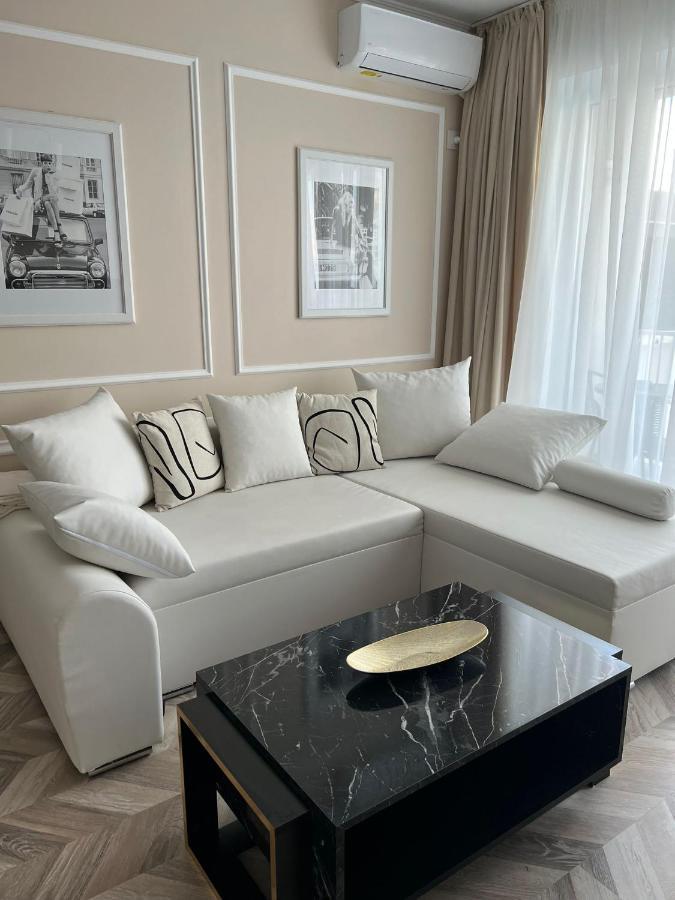 Glim Suite Орадя Экстерьер фото